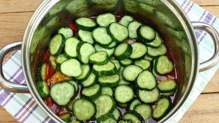 Рецепт лечо с огурцами, помидорами и перцем