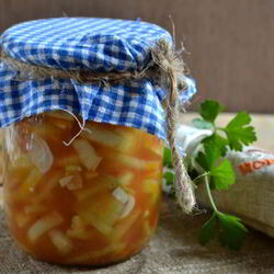 Рецепт Лука в томатной заливке на зиму