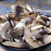 Грибочки маринованные