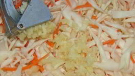 Рецепт маринованной капусты с хреном