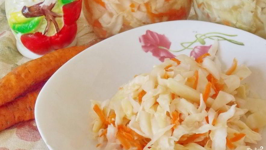 Рецепт маринованной капусты с луком и морковью