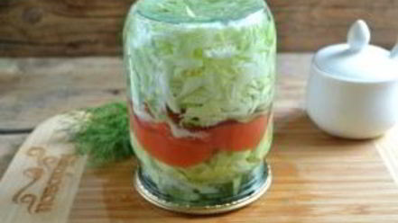 Рецепт маринованной капусты с помидорами