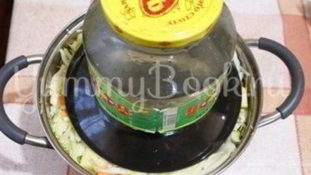 Рецепт маринованной капусты с яблоками