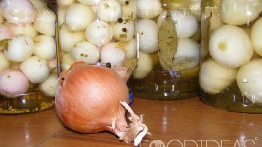 Рецепт маринованного лука на зиму