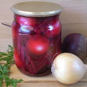 Рецепт Маринованного лука со свеклой на зиму