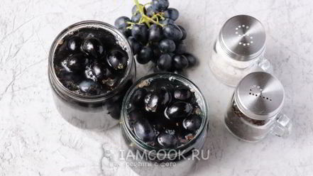 Рецепт маринованного винограда на зиму без стерилизации
