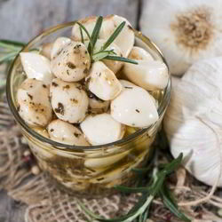 Рецепт Маринованного зубчиками чеснок