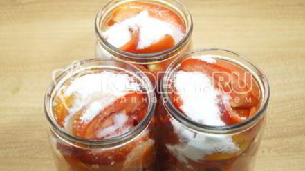 Рецепт маринованных помидоров половинками с болгарским перцем