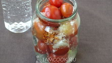 Рецепт помидоров, маринованных с бархатцами