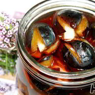 Рецепт Сливы маринованной с чесноком