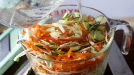 Рецепт вкусной маринованной капусты на зиму в банках