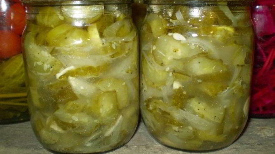 Рецепт огурчиков с луком на зиму