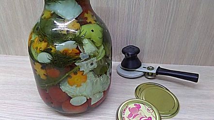 Рецепт овощного ассорти на зиму