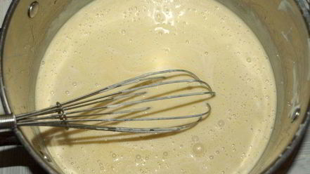 Рецепт булочек с яблочным повидлом