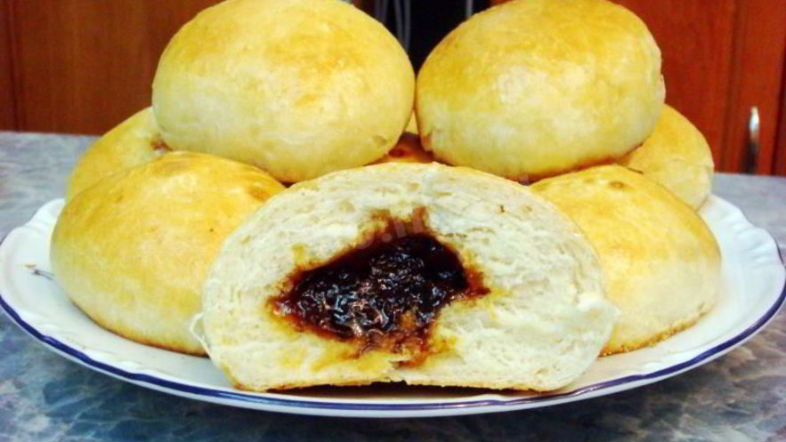 Рецепт дрожжевых булочек с повидлом