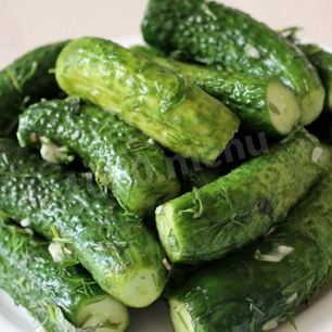 Рецепт Малосольных хрустящих огурцов в пакете без рассола