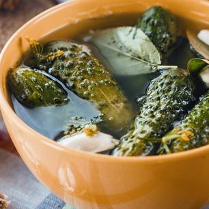 Рецепт Малосольных огурчиков с хреном