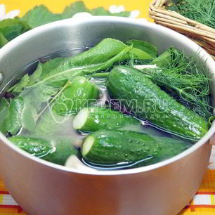 Рецепт Малосольных огурцов в кастрюле