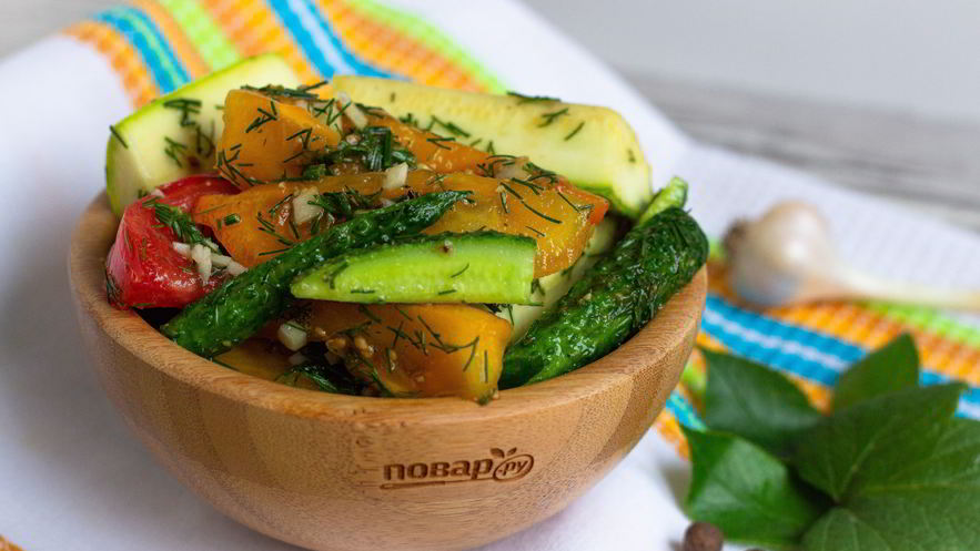 Рецепт малосольных овощей в пакете