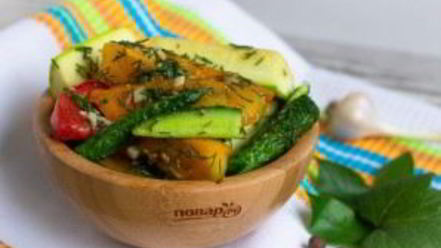 Рецепт малосольных овощей в пакете