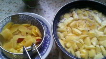 Рецепт айвового варенья с грецкими орехами