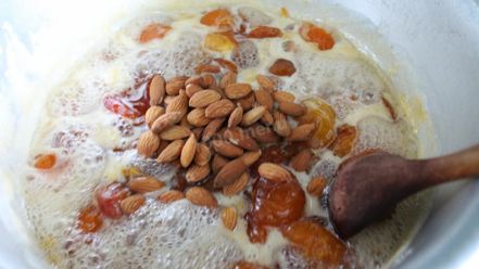 Рецепт варенья из абрикосов без косточек с миндалем