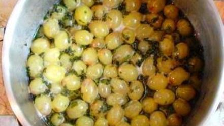 Рецепт варенья из белого винограда с мятой