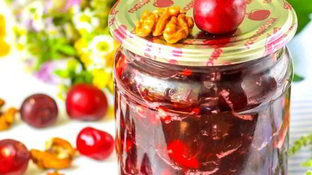 Рецепт варенья из черешни с грецким орехом