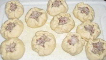 Рецепт беляшей с мясом на сковороде