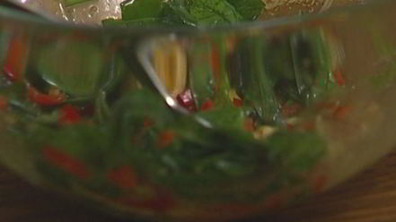 Рецепт брускетты из цукини со шпинатом