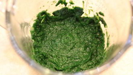 Рецепт брускетты с фасолью и яйцом пашот