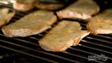 Рецепт брускетты с грушей, сыром и орехом