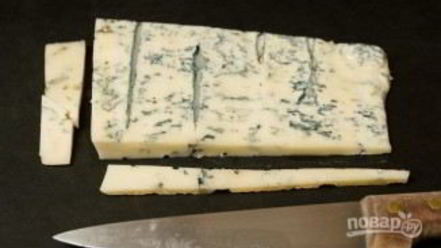 Рецепт брускетты с грушей, сыром и орехом