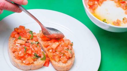 Рецепт брускетты с лососем