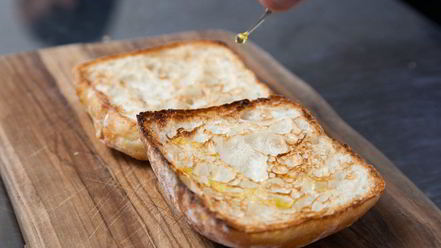 Рецепт брускетты с печеным болгарским перцем