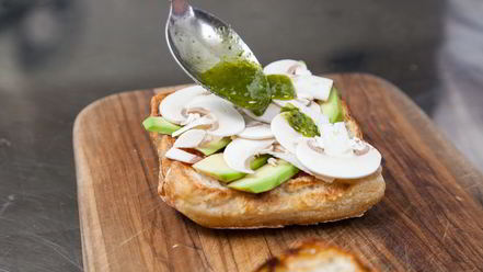 Рецепт брускетты с печеным болгарским перцем