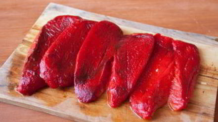 Рецепт брускетты с печеным перцем и фетой