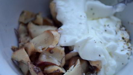 Рецепт брускетты с рыбой и томатами черри