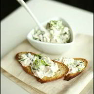 Рецепт Брускетты с салатом из тунца