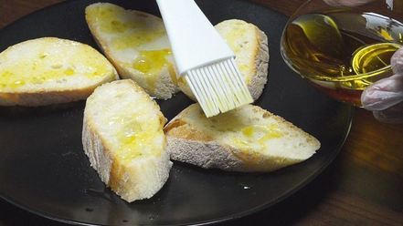 Рецепт брускетты с сыром