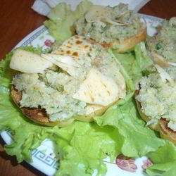 Рецепт Брускетты с тапенадом из цветной капусты