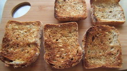 Рецепт брускетты с цукини, зеленым луком и беконом