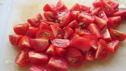 Рецепт брускетты с цукини, зеленым луком и беконом