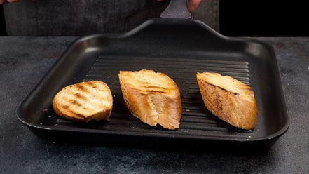 Рецепт брускетт с крем-паштетом из тунца