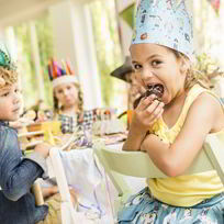 Бутерброды с колбасой