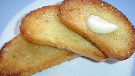 Рецепт зеленой брускетты с креветками