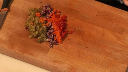 Рецепт бургера с говяжьей грудинкой и овощами фри