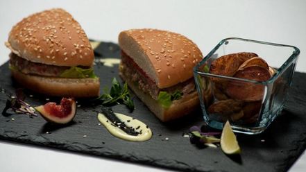 Рецепт бургера с тунцом и васаби-майонезом