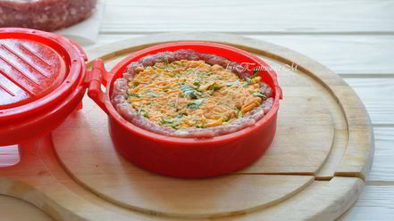 Рецепт бургеров гриль с морковной начинкой