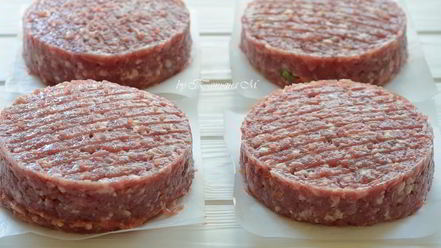 Рецепт бургеров гриль с морковной начинкой